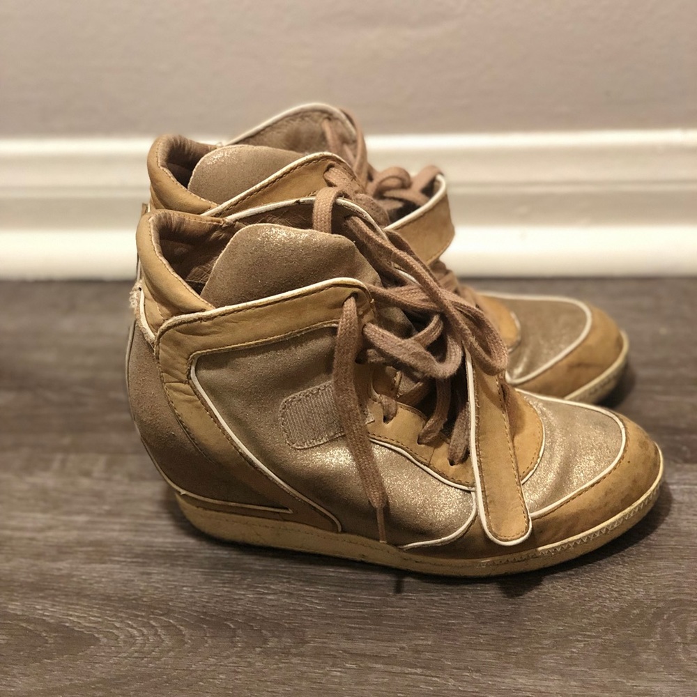 ASH platform sneakers. Gold and beige. Size 6.